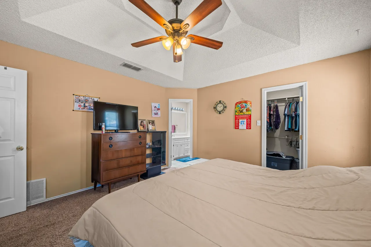 Photo 17 — 2110 94th Street, Lubbock, TX 79423