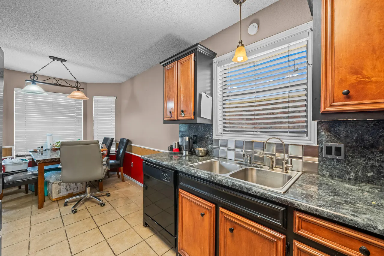 Photo 7 — 2110 94th Street, Lubbock, TX 79423