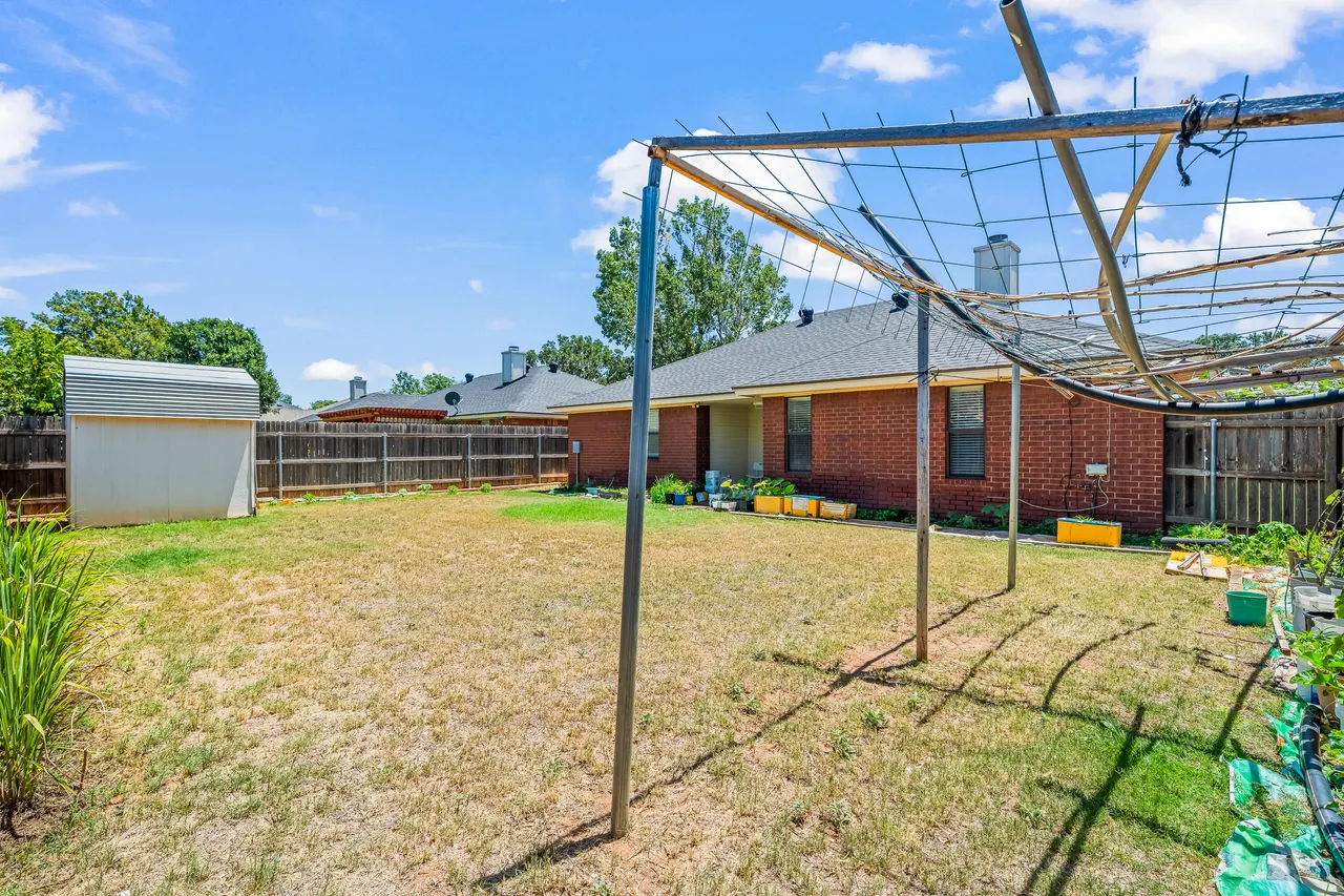 Photo 22 — 2110 94th Street, Lubbock, TX 79423