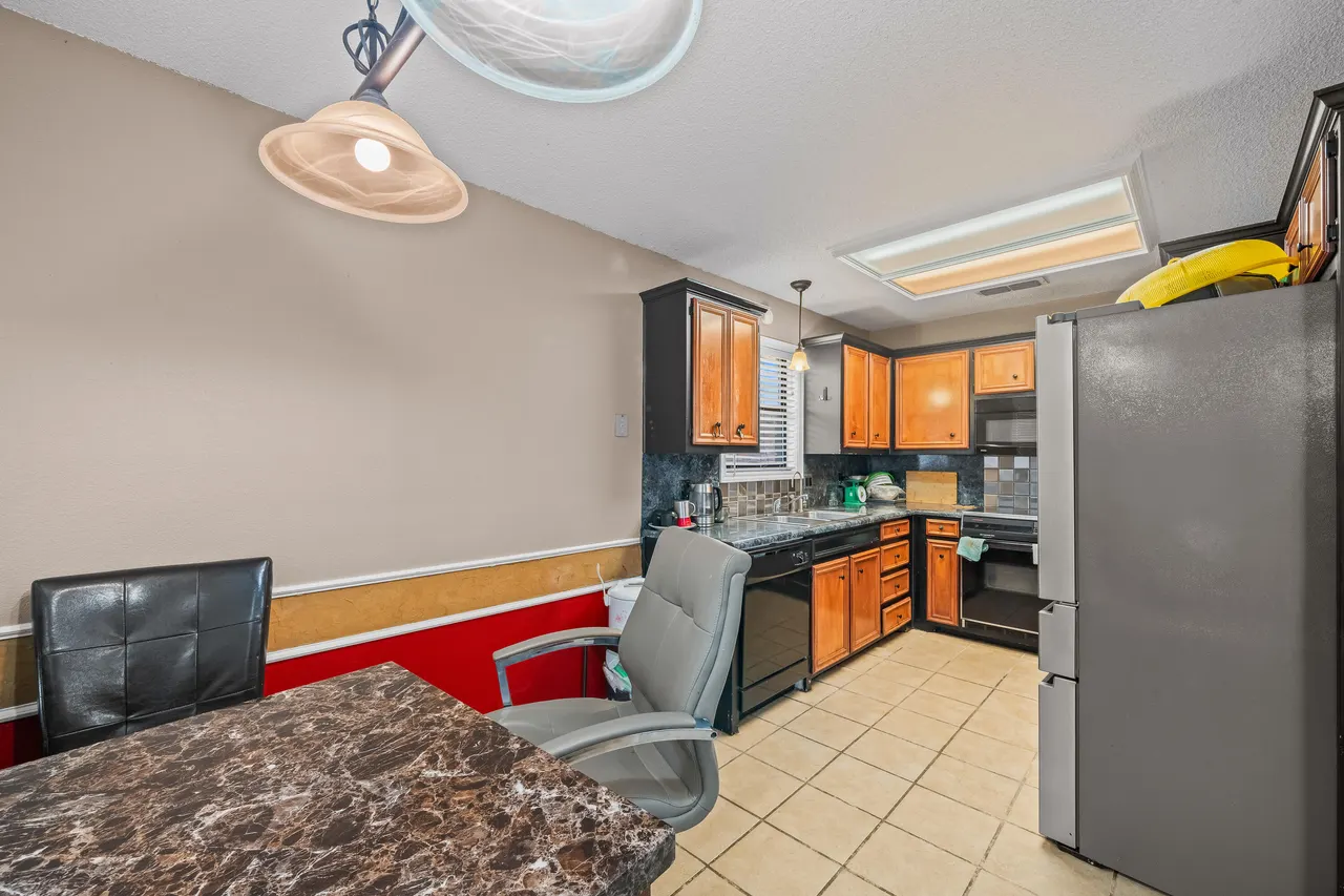 Photo 6 — 2110 94th Street, Lubbock, TX 79423