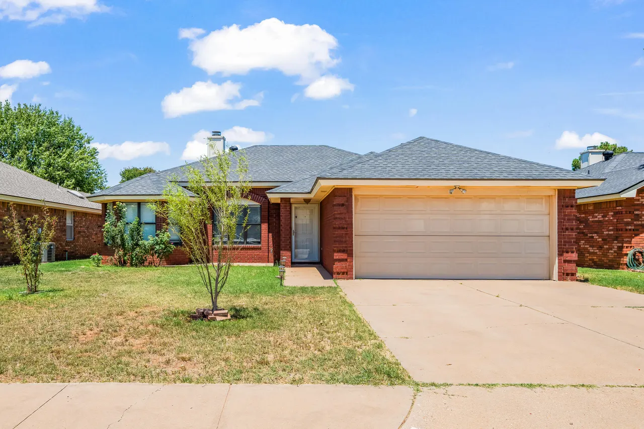 Photo 2 — 2110 94th Street, Lubbock, TX 79423