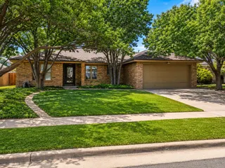 Sold home at 9710 Norfolk Avenue