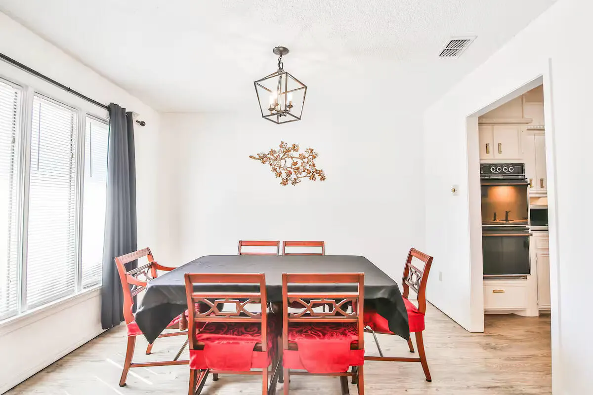 Photo 12 — 5708 77th Street, Lubbock, TX 79424
