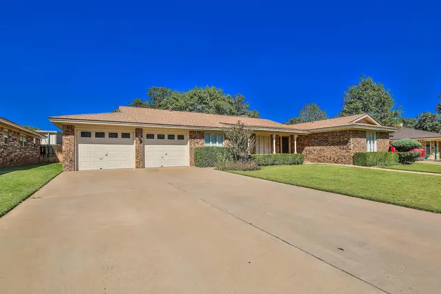 Photo 3 — 5708 77th Street, Lubbock, TX 79424
