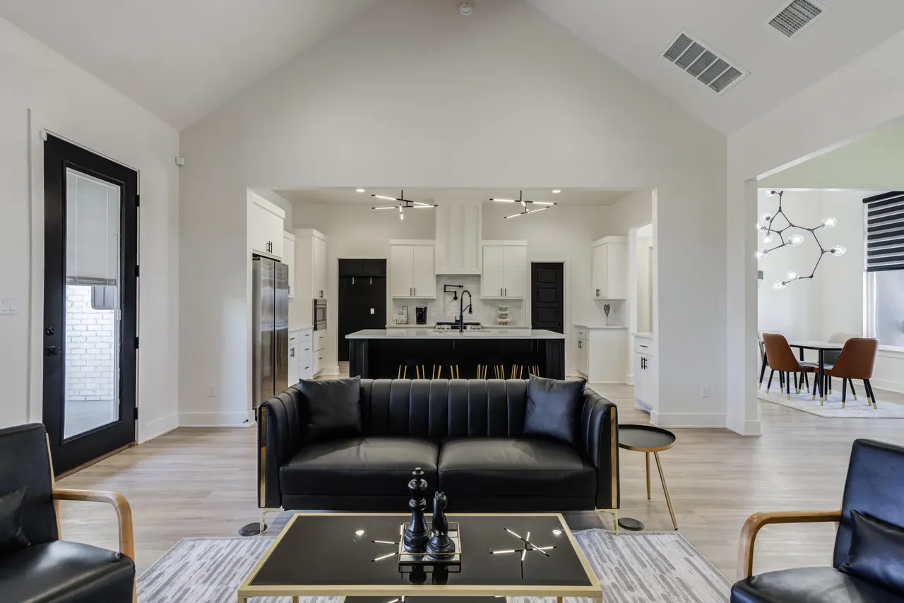 Photo 11 — 1301 Buckingham Avenue, Wolfforth, TX 79382