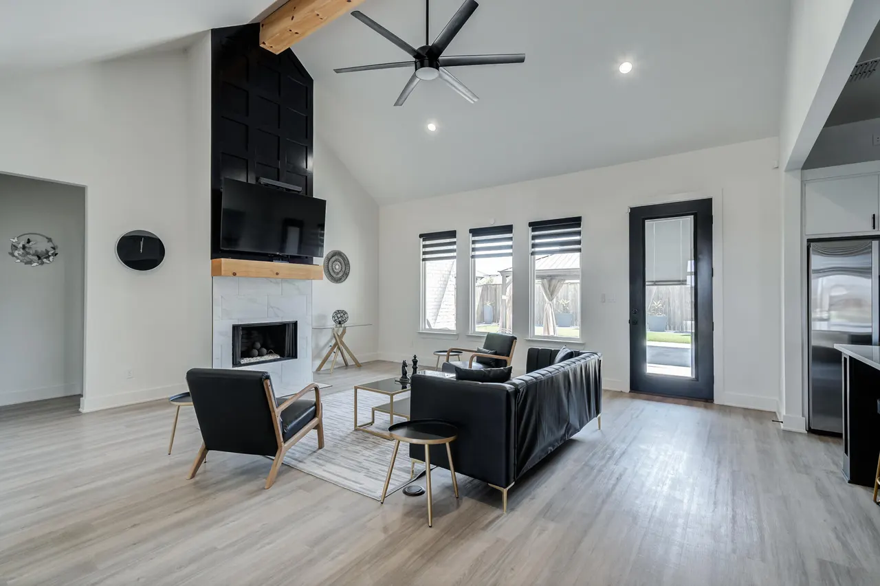 Photo 6 — 1301 Buckingham Avenue, Wolfforth, TX 79382