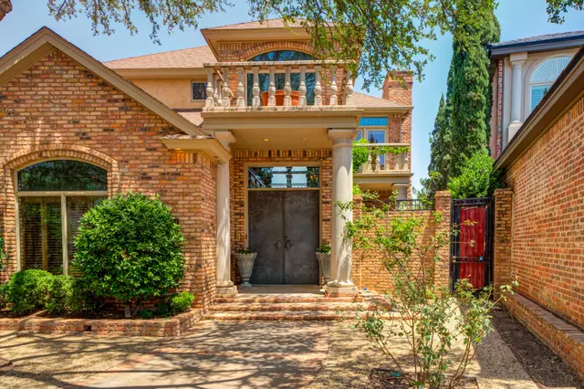 Photo 2 — 8901 York Place, Lubbock, TX 79424