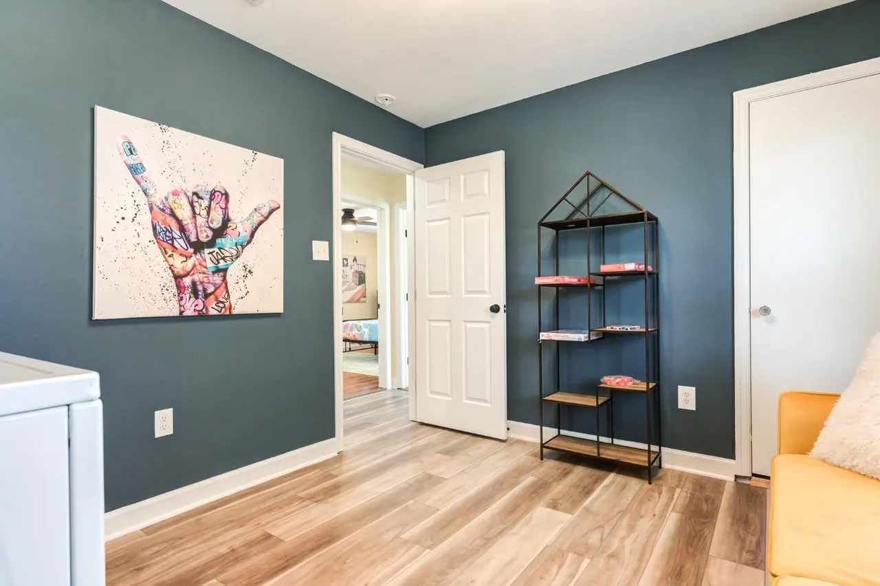 Photo 12 — 3207 30th Street, Lubbock, TX 79410