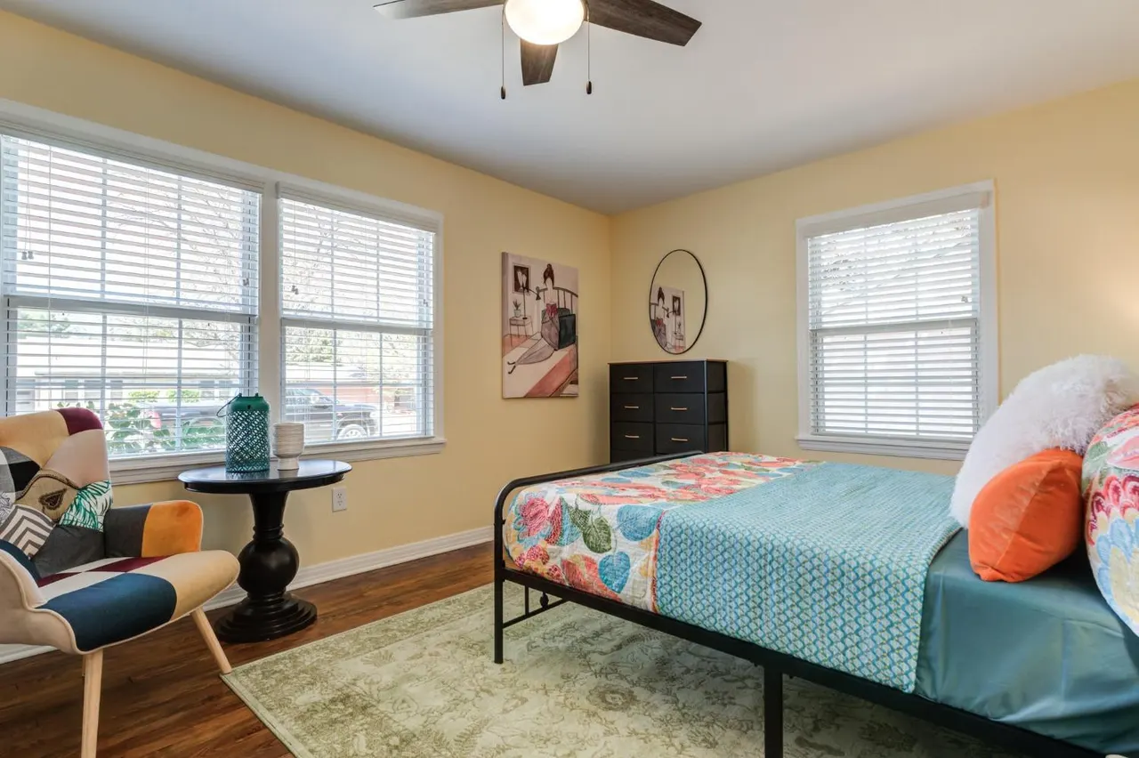 Photo 16 — 3207 30th Street, Lubbock, TX 79410