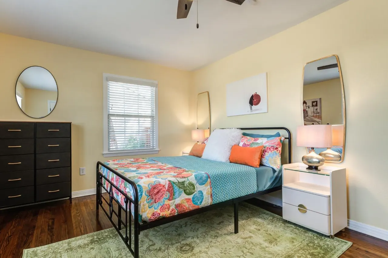 Photo 17 — 3207 30th Street, Lubbock, TX 79410
