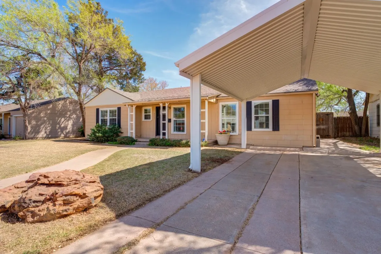 Photo 22 — 3207 30th Street, Lubbock, TX 79410