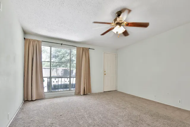 Photo 3 — 2734 66th Street, Lubbock, TX 79413