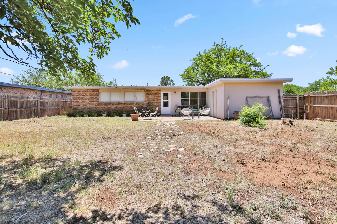 Photo 23 — 2734 66th Street, Lubbock, TX 79413