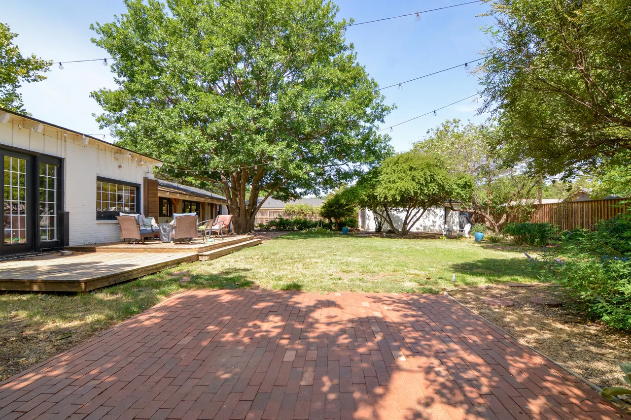 Photo 18 — 4414 10th Street, Lubbock, TX 79416