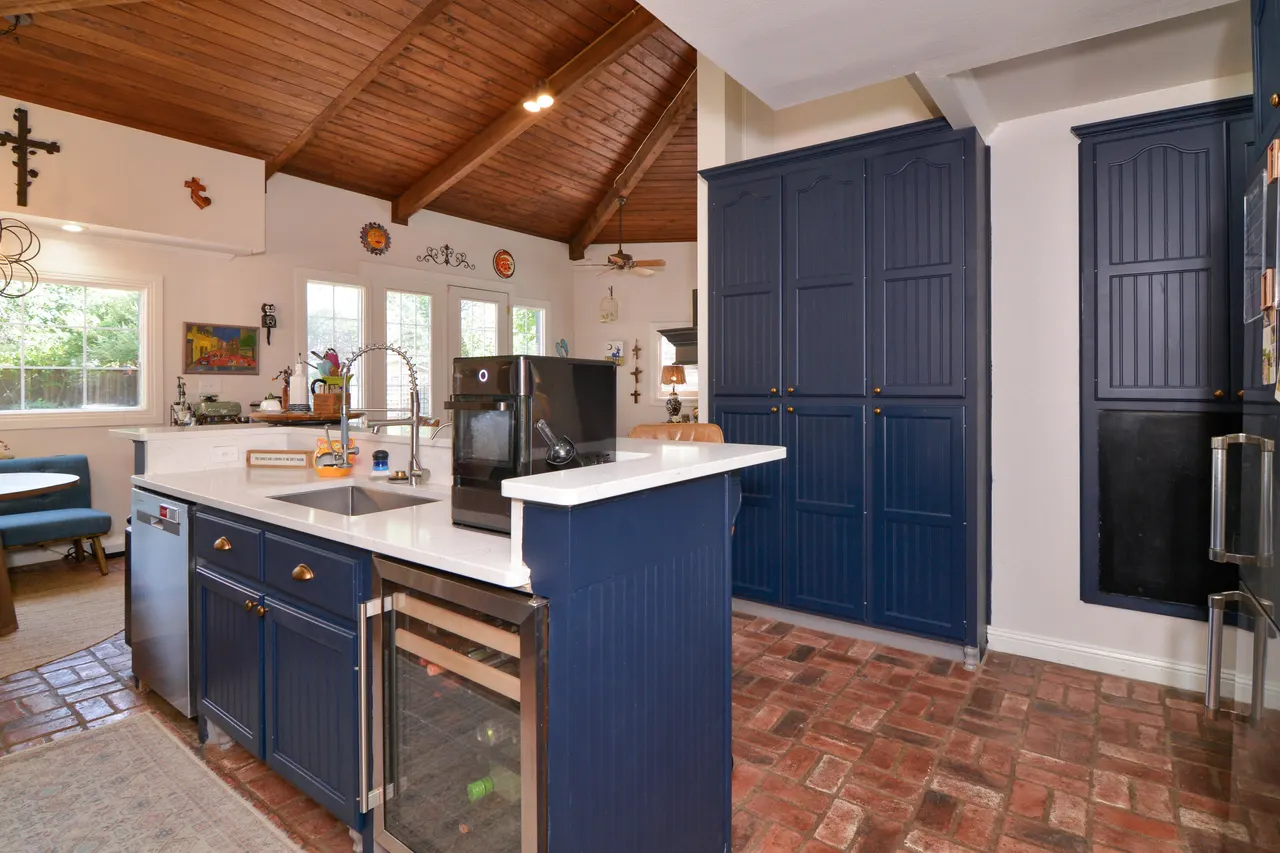 Photo 46 — 4414 10th Street, Lubbock, TX 79416