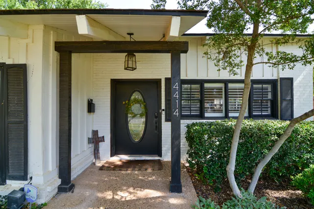 Photo 3 — 4414 10th Street, Lubbock, TX 79416
