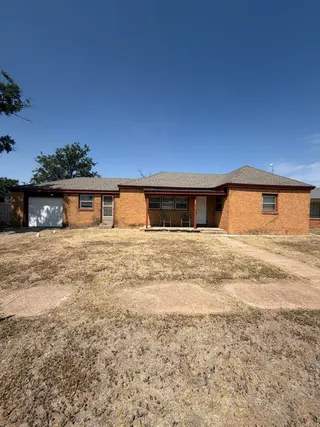 Sold home at 1211 Main