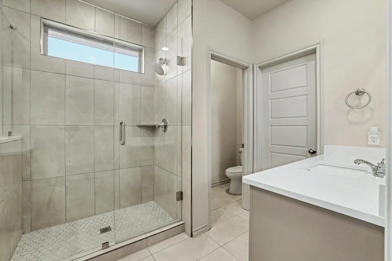 Photo 13 — 7001 25th Street, Lubbock, TX 79407