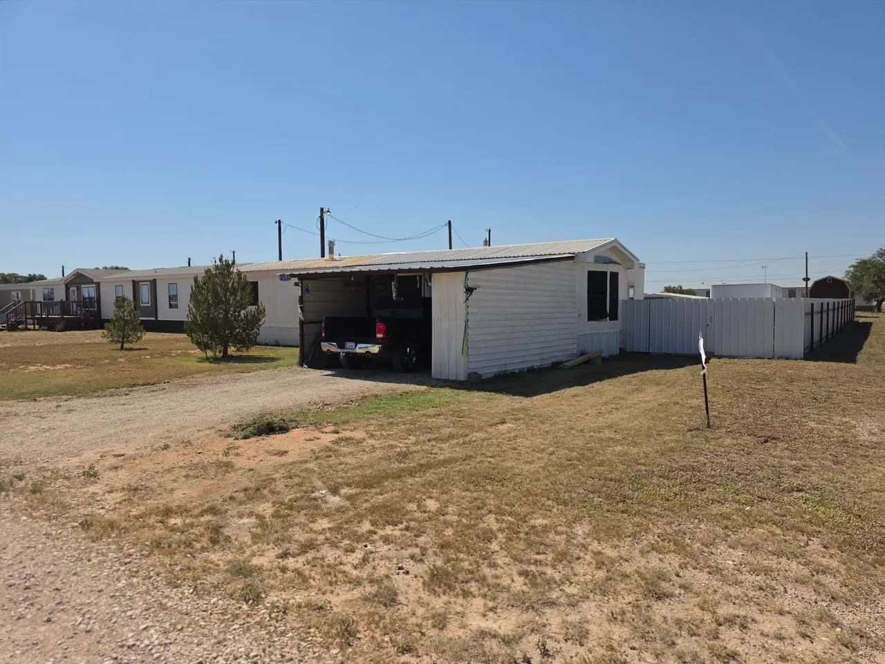 Photo 18 — 609 Rackler Street, Smyer, TX 79367