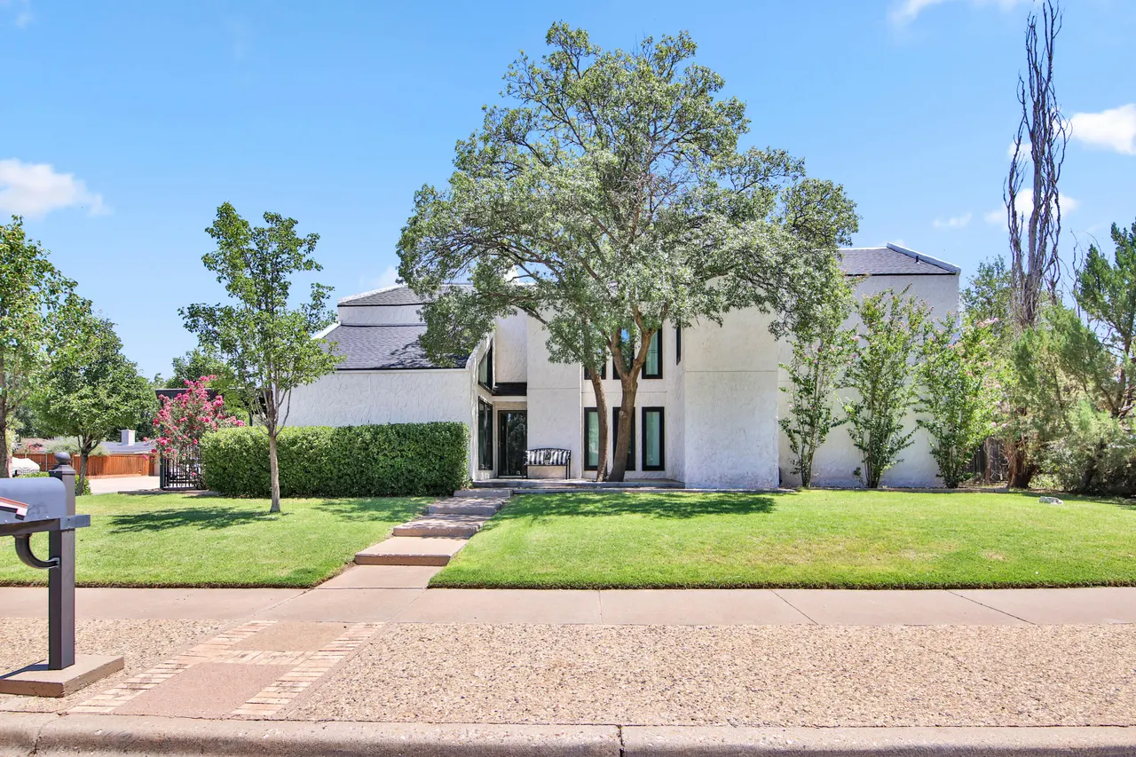 Front exterior — 8601 Louisville Avenue, Lubbock, TX 79423