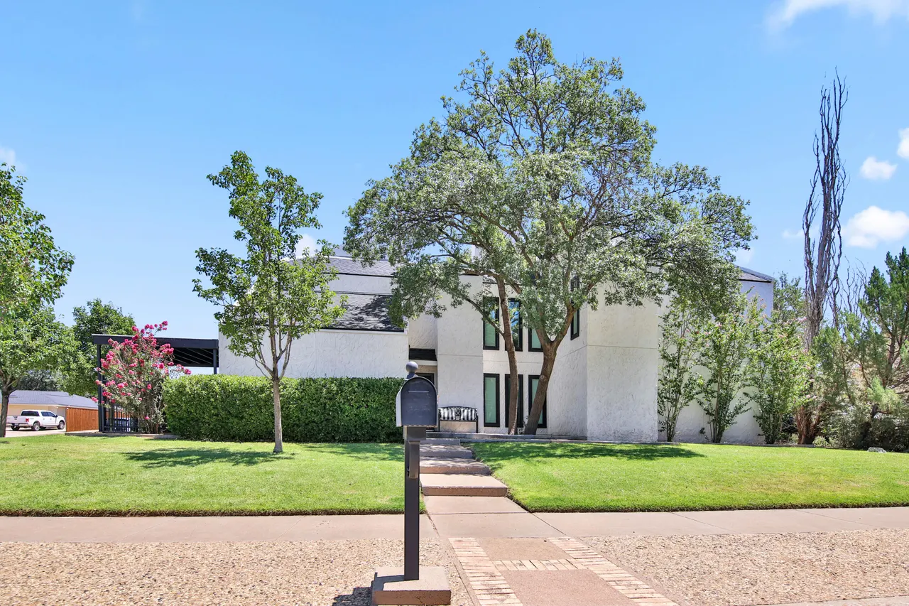 Photo 4 — 8601 Louisville Avenue, Lubbock, TX 79423