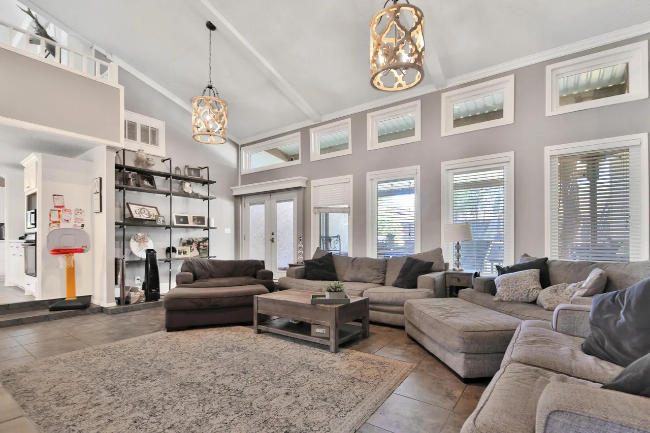 Photo 13 — 8601 Louisville Avenue, Lubbock, TX 79423