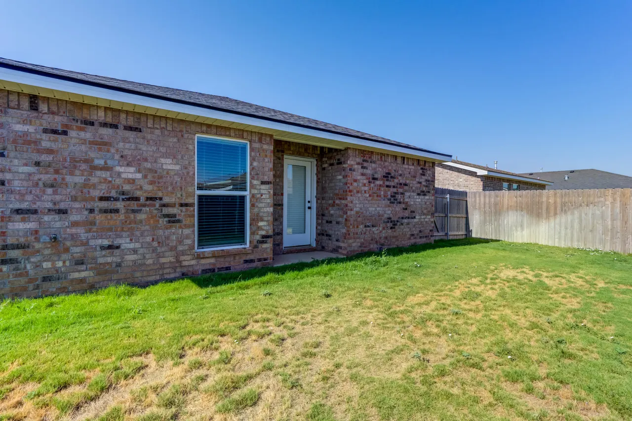 Photo 31 — 7414 37th Street, Lubbock, TX 79407
