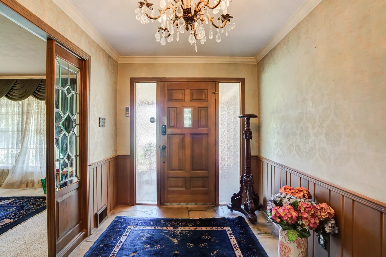 Photo 11 — 4509 13th Street, Lubbock, TX 79416