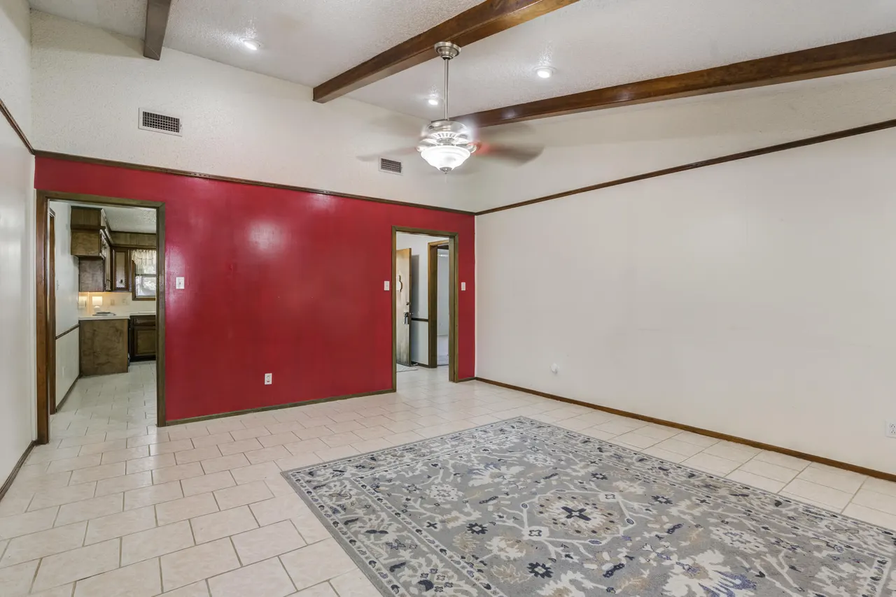 Photo 9 — 8601 Geneva Avenue, Lubbock, TX 79423