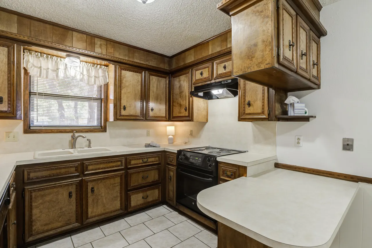 Photo 14 — 8601 Geneva Avenue, Lubbock, TX 79423