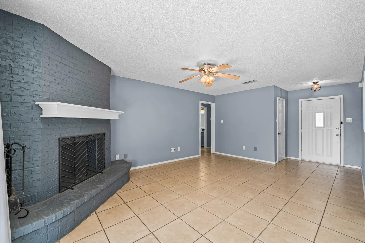 Photo 7 — 6803 Hyden Avenue, Lubbock, TX 79424