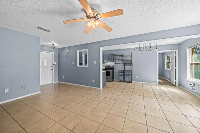 Photo 6 — 6803 Hyden Avenue, Lubbock, TX 79424