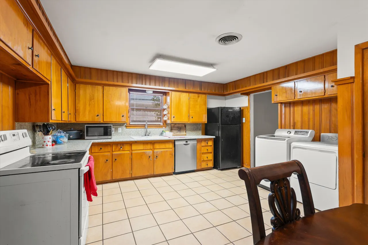Photo 9 — 4308 49th Street, Lubbock, TX 79413