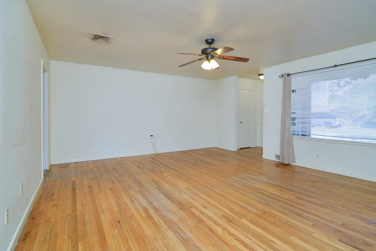 Photo 4 — 3103 38th Street, Lubbock, TX 79413