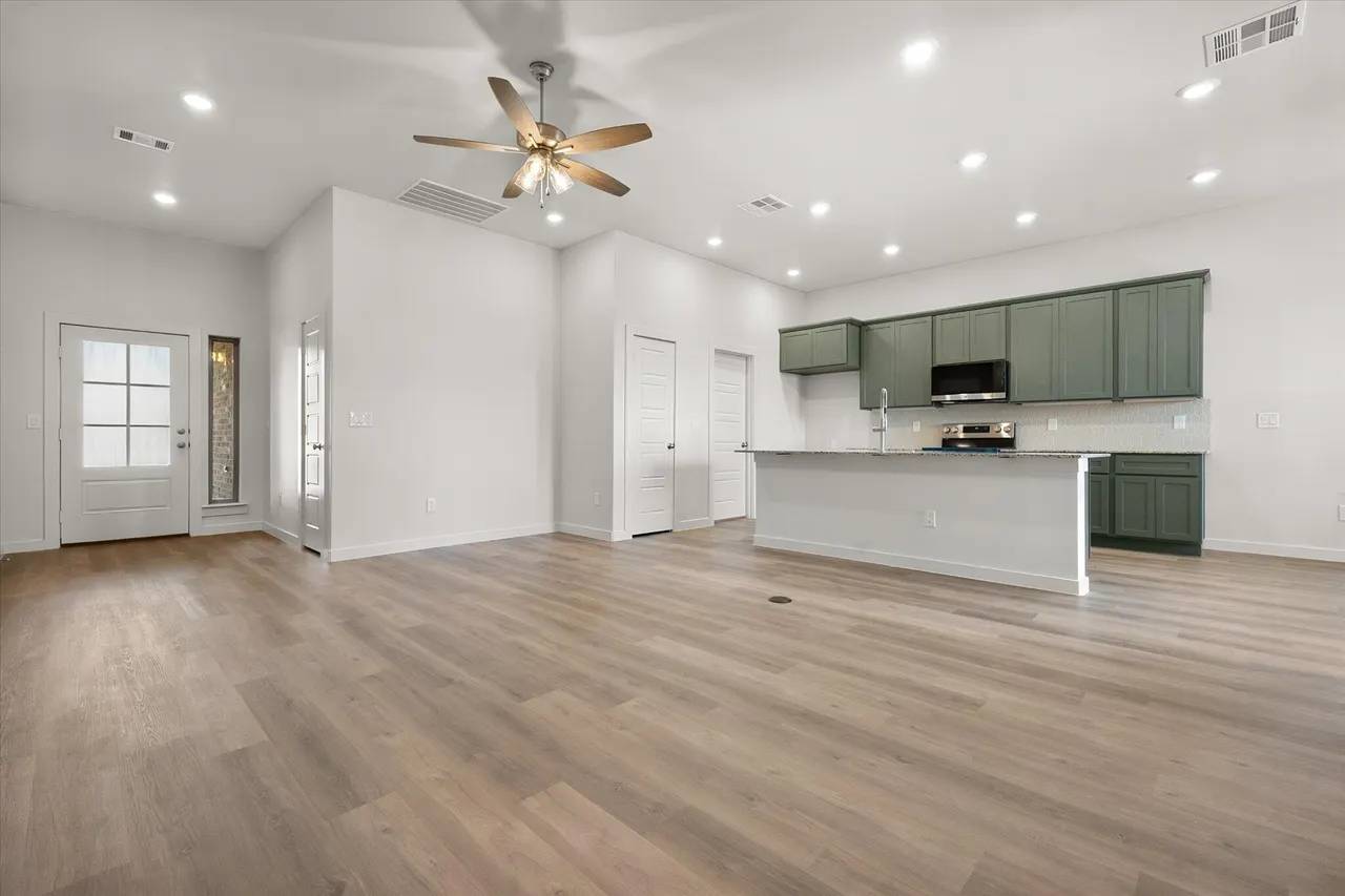 Photo 9 — 8519 24th Street, Lubbock, TX 79407