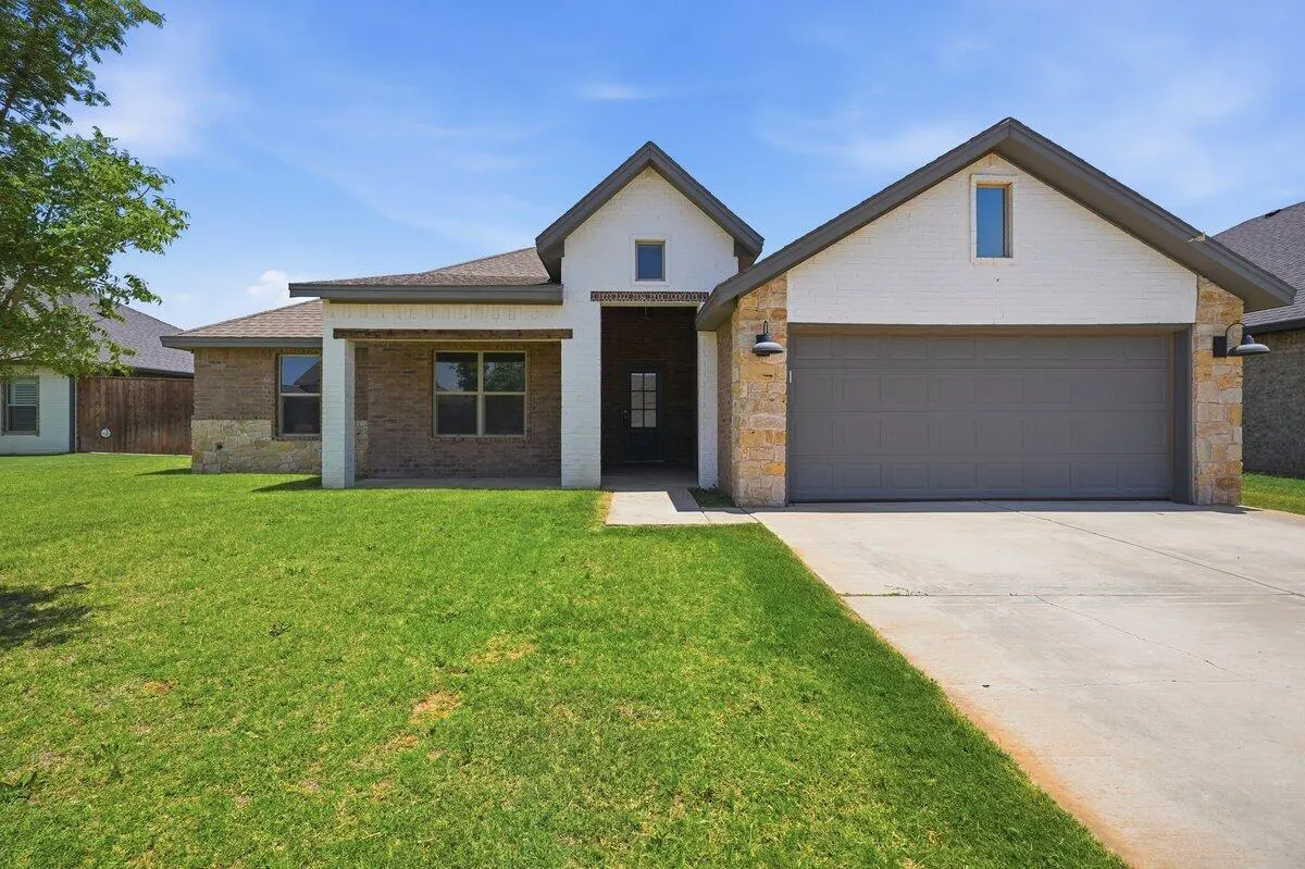 Photo 3 — 5003 Prospect Avenue, Lubbock, TX 79407