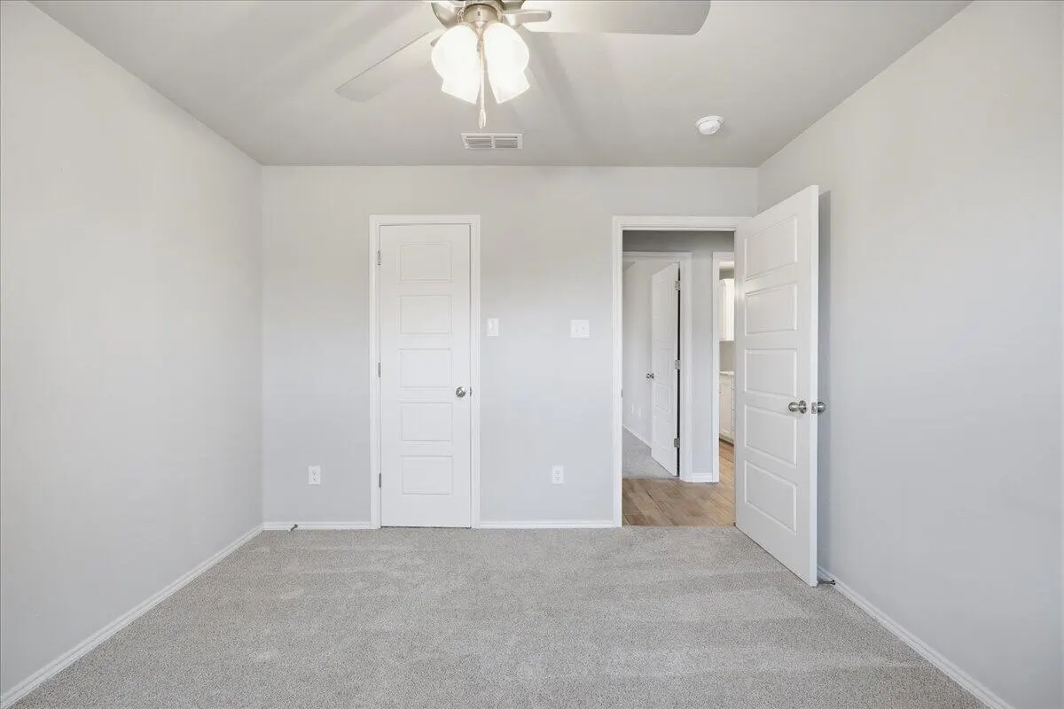 Photo 8 — 5003 Prospect Avenue, Lubbock, TX 79407