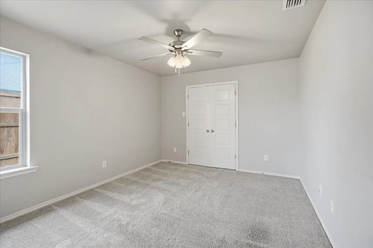 Photo 9 — 5003 Prospect Avenue, Lubbock, TX 79407