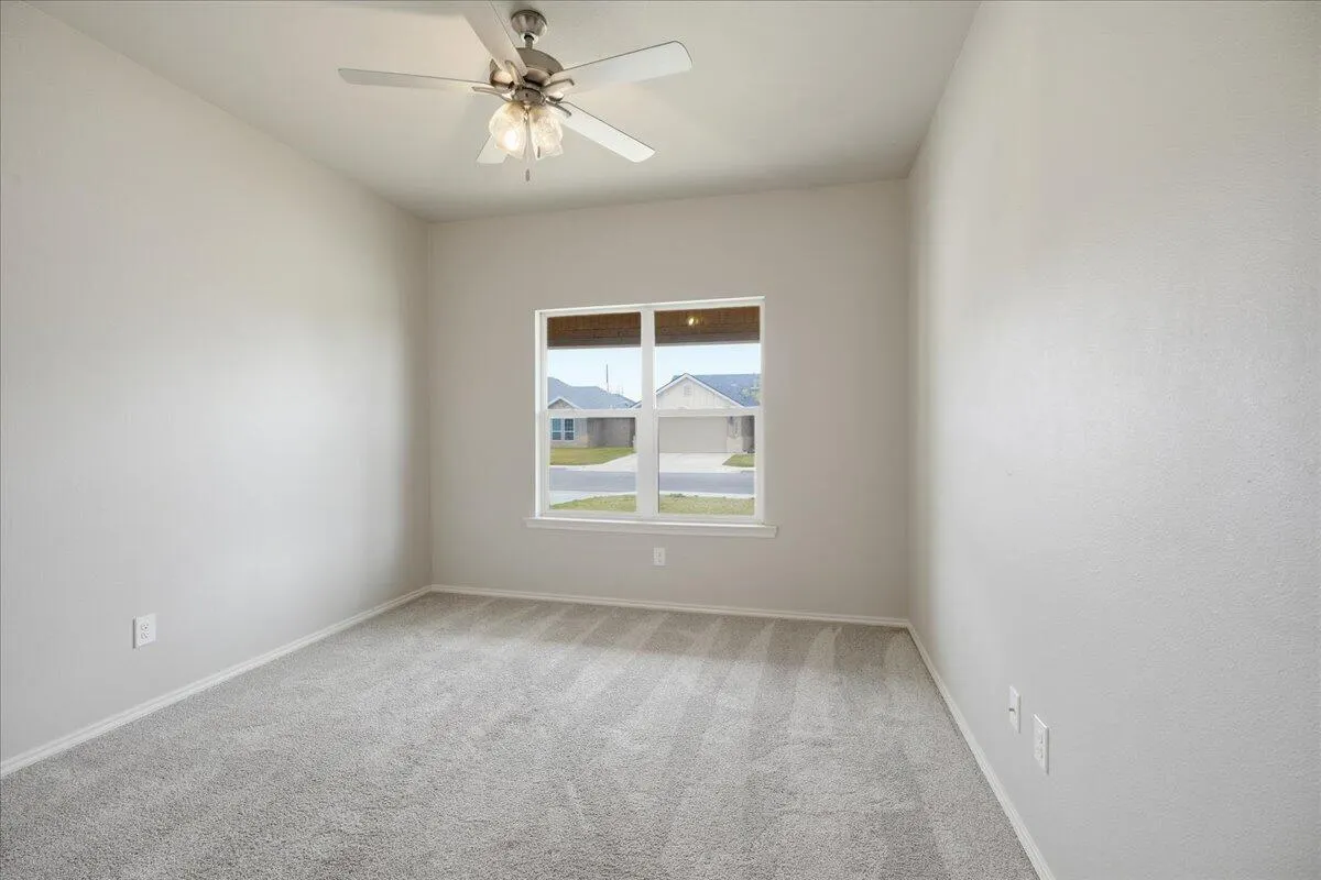 Photo 11 — 5003 Prospect Avenue, Lubbock, TX 79407