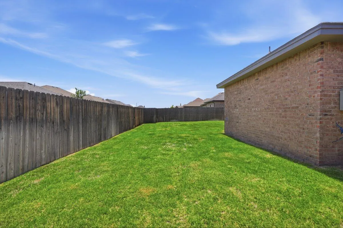 Photo 21 — 5003 Prospect Avenue, Lubbock, TX 79407