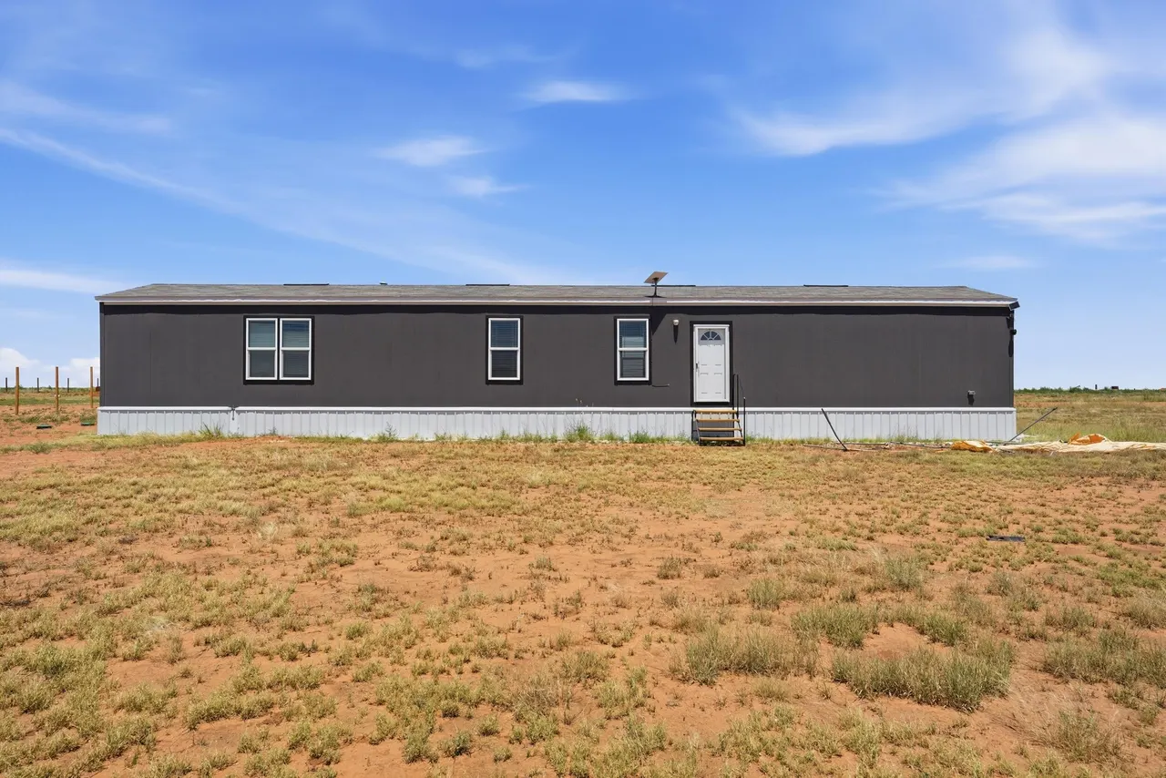 Front exterior — 6885 PR, Shallowater, TX 79363