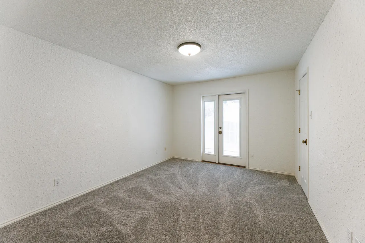 Photo 71 — 305 Wayne Avenue, Lubbock, TX 79416