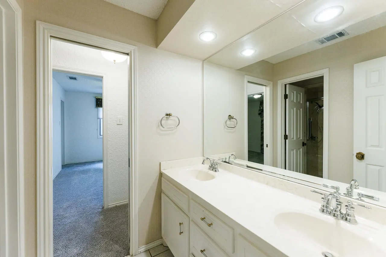 Photo 73 — 305 Wayne Avenue, Lubbock, TX 79416