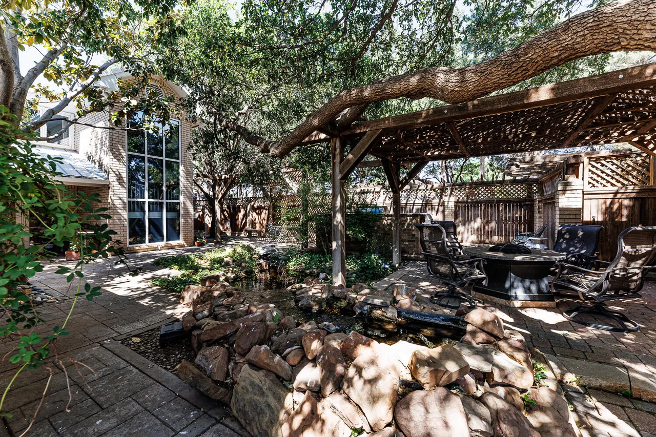 Photo 87 — 305 Wayne Avenue, Lubbock, TX 79416