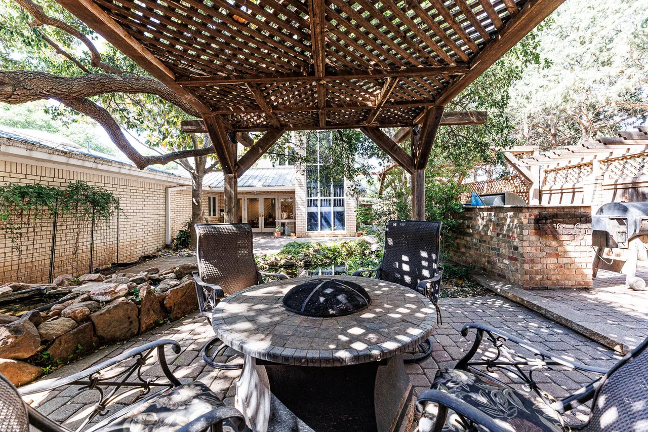 Photo 89 — 305 Wayne Avenue, Lubbock, TX 79416