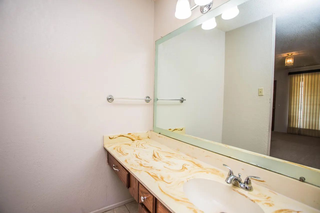 Photo 14 — 3304 78th Street # B, Lubbock, TX 79423