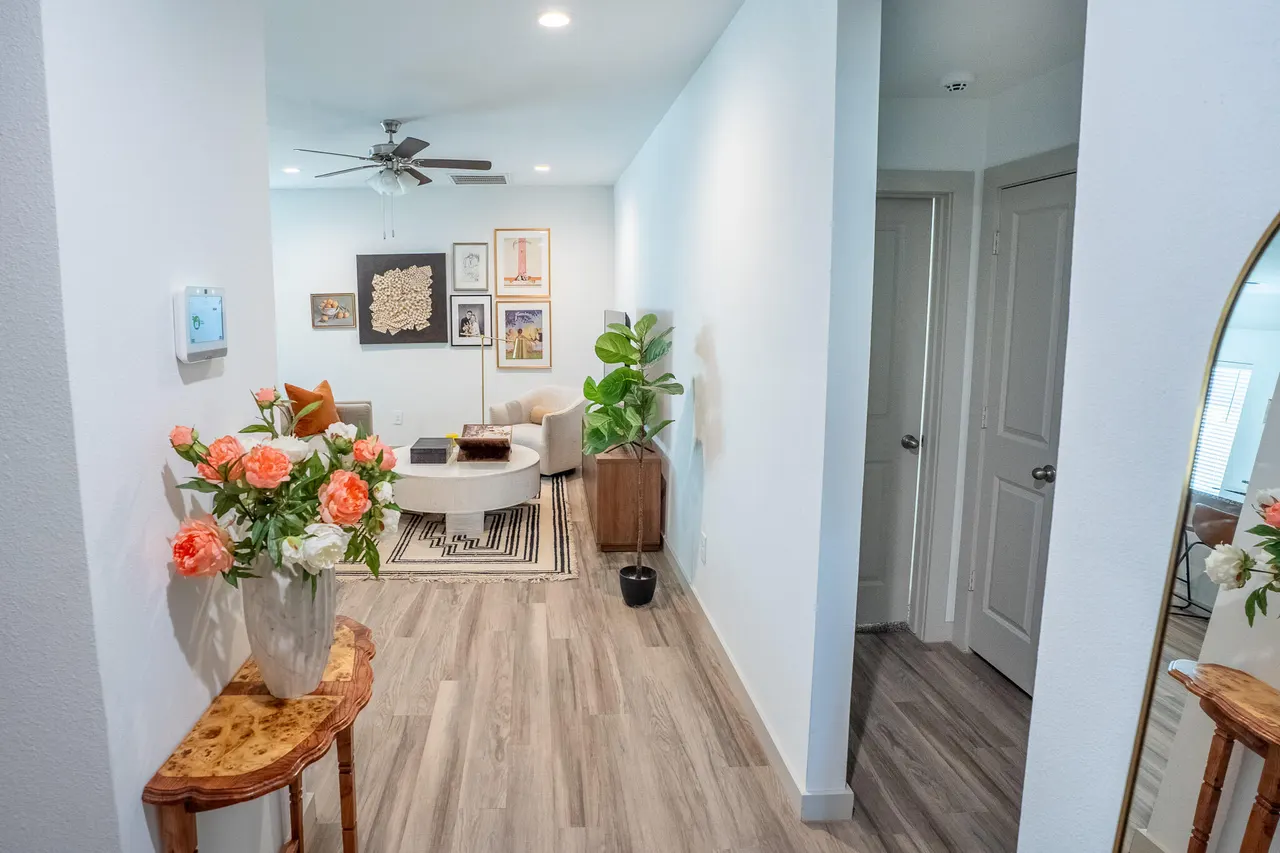 Photo 5 — 7418 9th Street, Lubbock, TX 79416