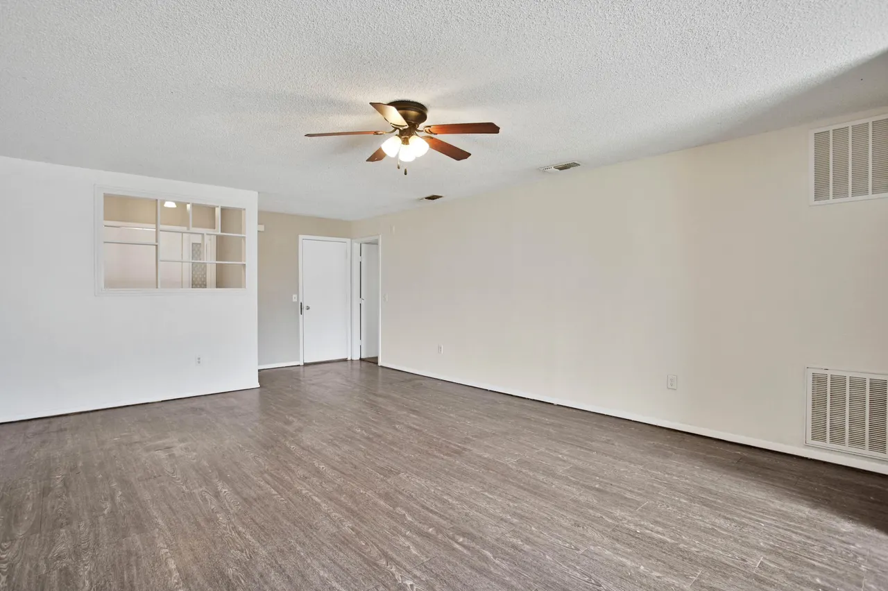 Photo 9 — 2906 93rd Street, Lubbock, TX 79423