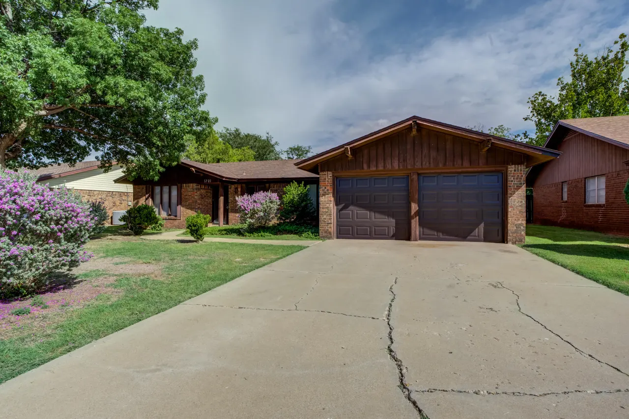 Photo 7 — 5723 36th Street, Lubbock, TX 79407