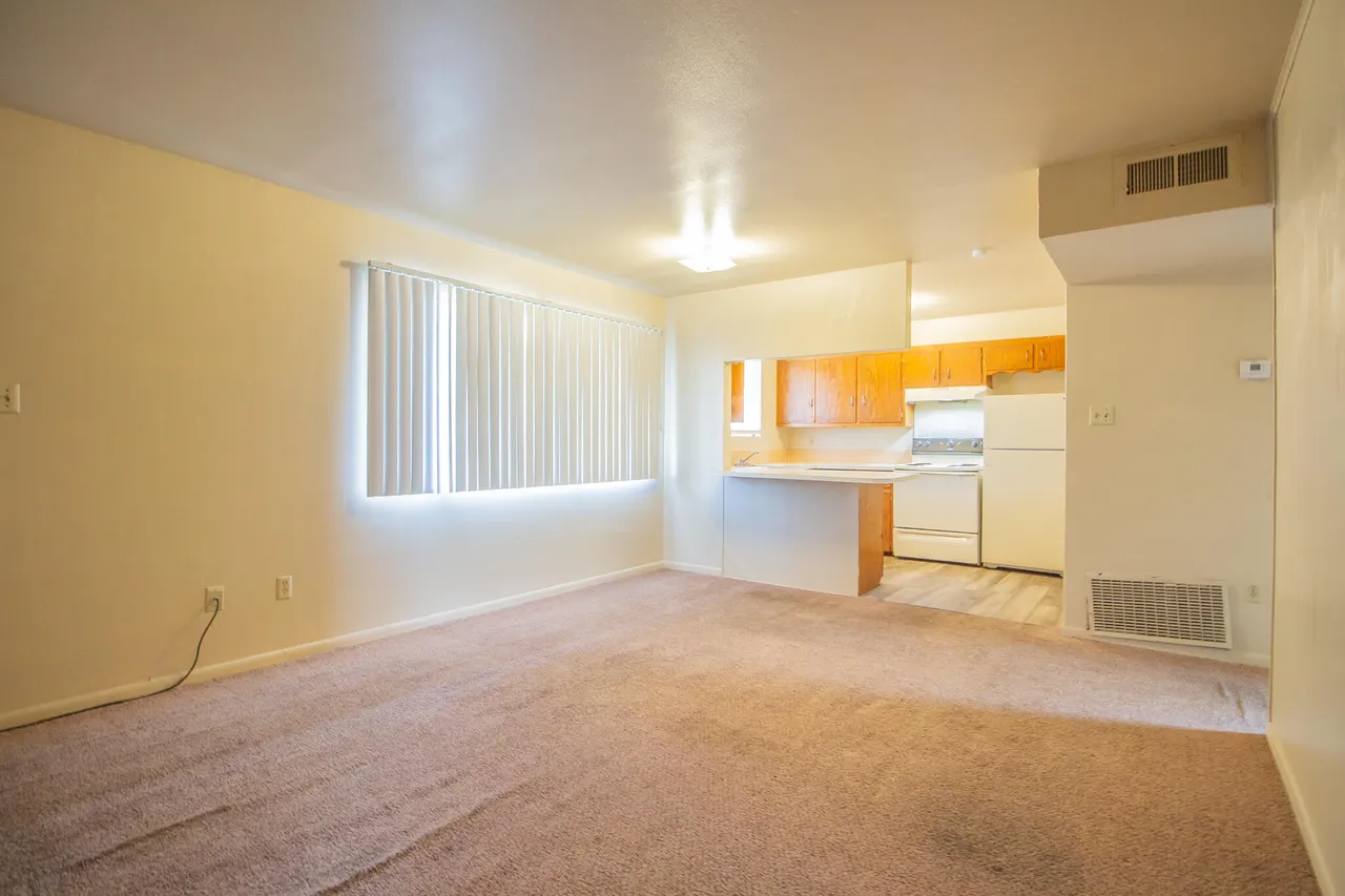 Photo 11 — 2500 W 26th Street #4, Plainview, TX 79072